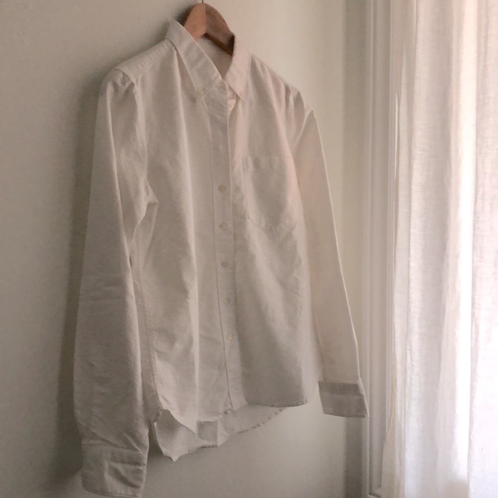 Joe Fresh mid-weight 100% cotton button down shirt